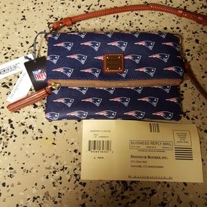 Dooney & Bourke New England Patriots crossbody